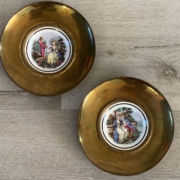 Set 2 Regency Bone China Brass and Ceramic Victorian Courting Scence‎ wall plate - Picture 11 of 11